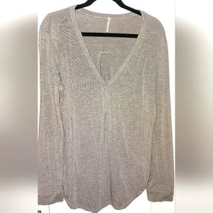 Long sleeved knit top Brand: "Nine 1 Eight" size Large